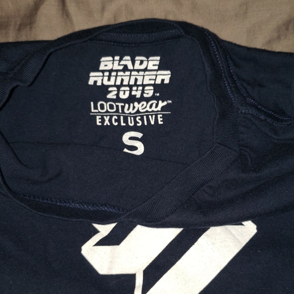 Bladerunner 2049 Wallace Tee Lootwear - Picture 2 of 2